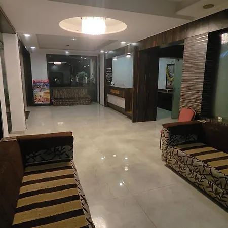 Hotel Yog Palace-2