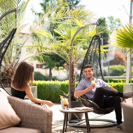 Mendan Magic Spa & Wellness Hotel-3
