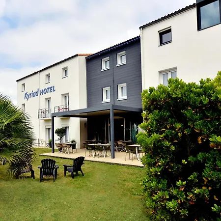 Hôtel Kyriad La Rochelle Centre Ville-3
