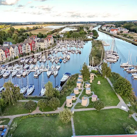 slube am Yachthafen Greifswald-3