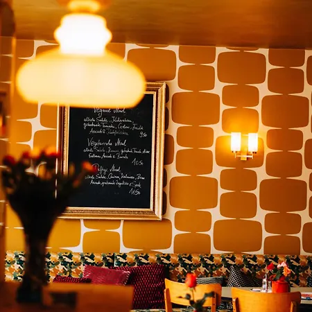 Molo Rouge - Boutiquehotel & Cafe-2