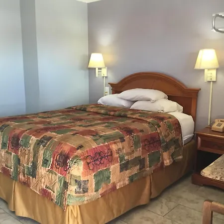 Budget Inn Plainview-2