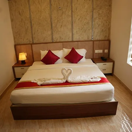 Sapphire Mansion Pool Villa Vagamon-3