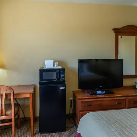 Pinedale Hotel & Suites-3