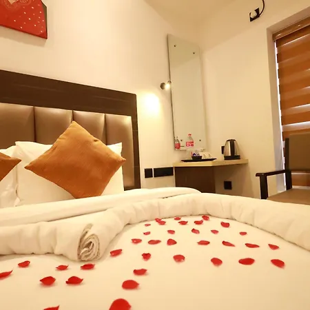 Goodland Elegance-2