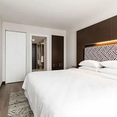 Four Points By Sheraton Levis Convention Centre-3