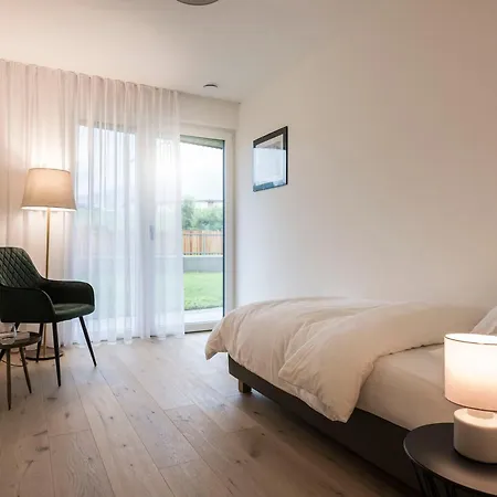 Astor Apartments-2