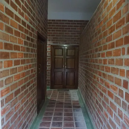 Green'S Guest House-3