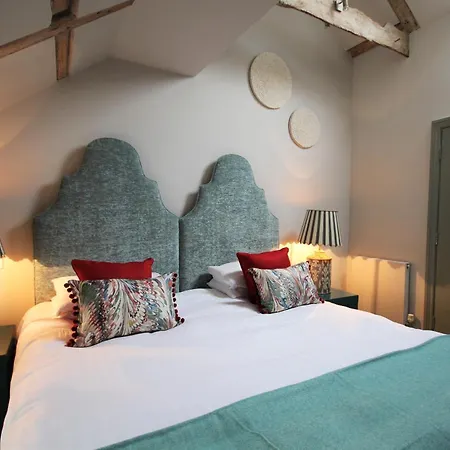 The Ship Hotel-3