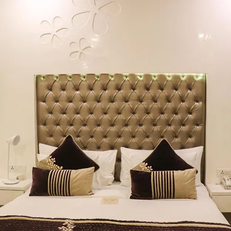 Hotel Eternity-3
