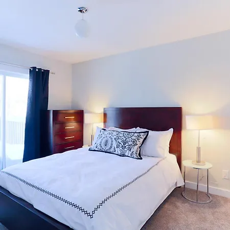 Boardwalk Homes - Executive Townhomes-3