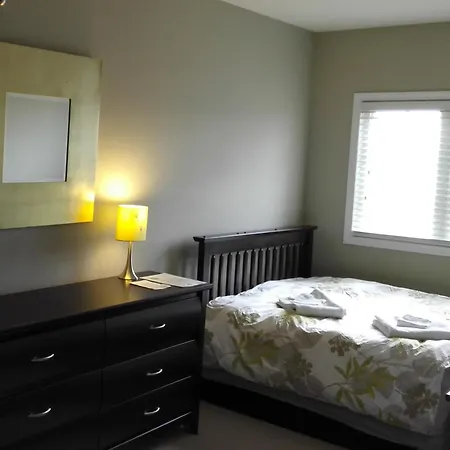Boardwalk Homes - Executive Guest Rooms & Townhomes-3