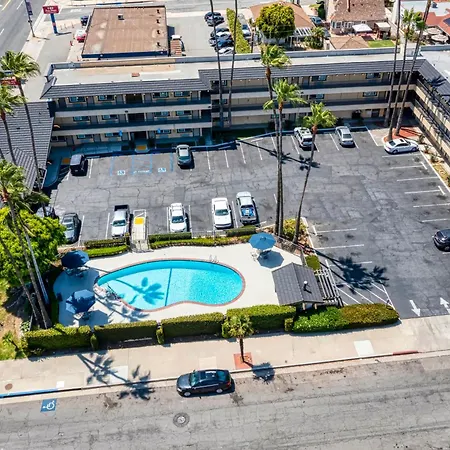 Vagabond Inn Whittier-2