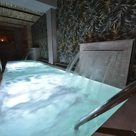 Royal Wellness And Spa-3