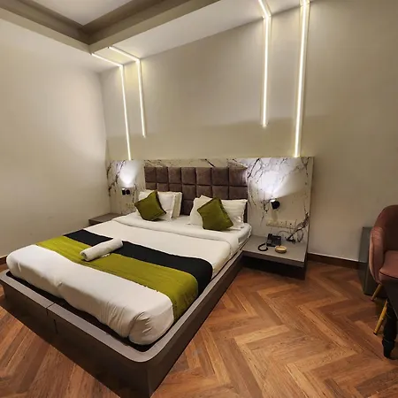 Square 9 Inn - A Boutique Hotel-2