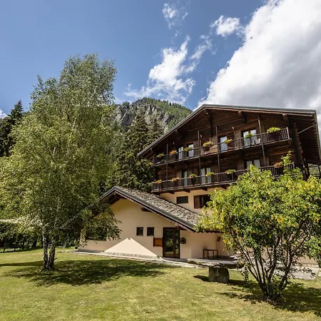 Alpine Forest Hotel & Restaurant-3