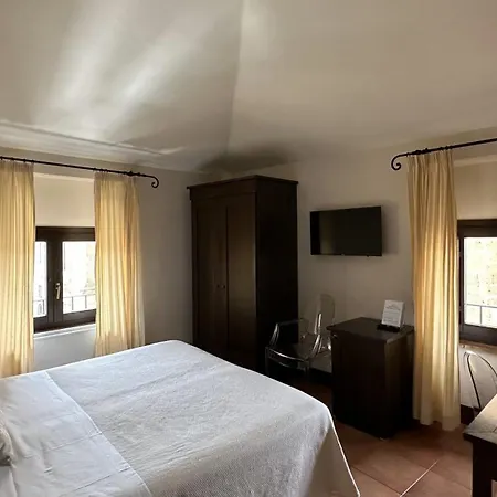 Hotel Palazzo Piccolomini-3