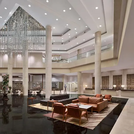 Kochi Marriott Hotel, Lulu International Shopping Mall-3