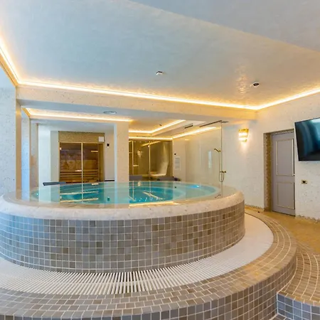 W Regal Boutique Hotel&Spa-3