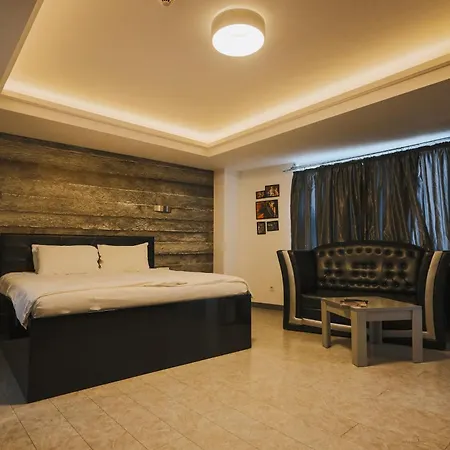 Mr.I Boutique Hotel & Bar-3