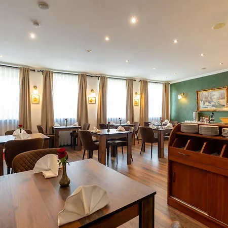 Jupa'S Hotel-2