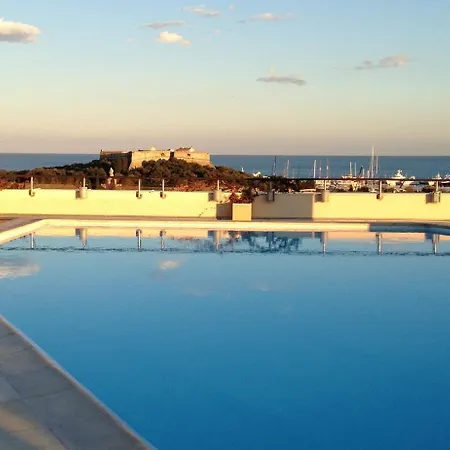 Residence Residéal Antibes-3