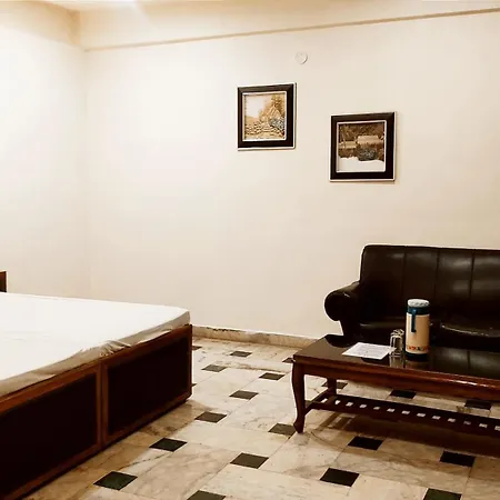 Hotel International - Adjoining Indo Canadian Transport & Isbt Jalandhar City - Corporate, Families, Solo Travellers, Couples Favorite-2