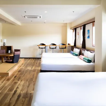 Rycom Crystal Hotel-2