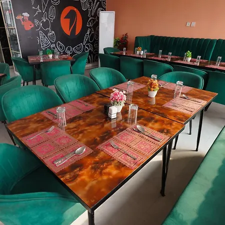Hotel Orange One-2