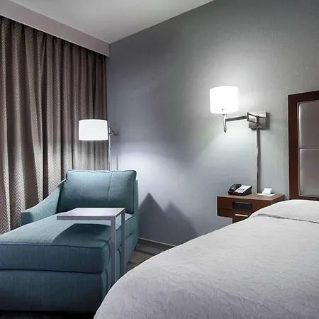 Hampton Inn Salina-3