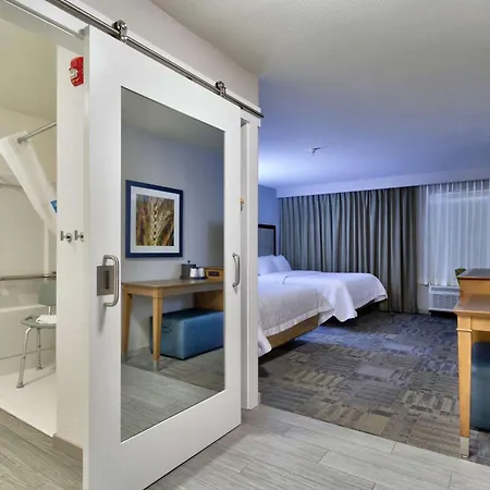 Hampton Inn Salina-2