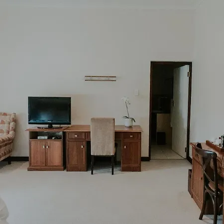Cana Vineyard Guesthouse-2