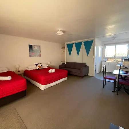 Alpine View Motel-3