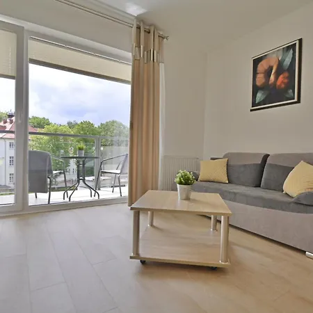 Osiedle Cesarskie Apartamenty - Parking - Apartamenty Bryza-3