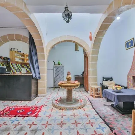 Riad Aylal-3