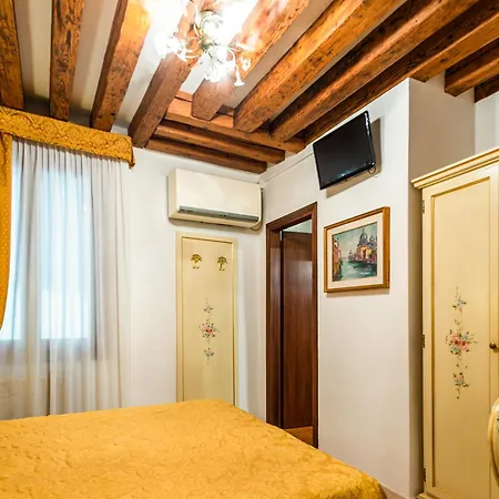Hotel Al Vagon-2