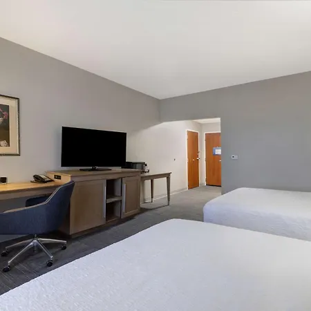Hampton Inn Victoria-2