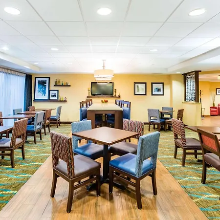 Hampton Inn St Charles St Peters-2