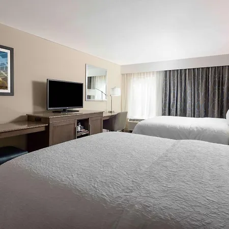 Hampton Inn & Suites Chapel Hill/Durham-3