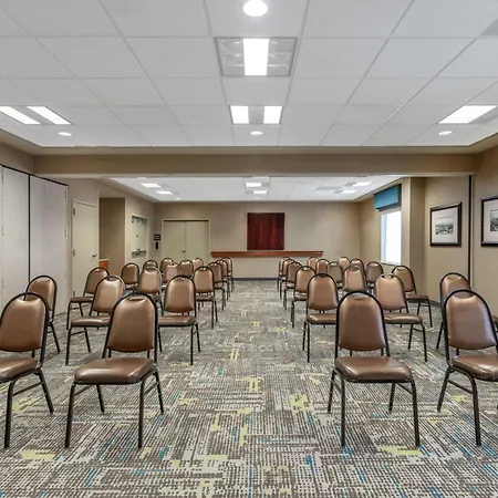 Hampton Inn & Suites Minneapolis St. Paul Airport - Mall Of America-3