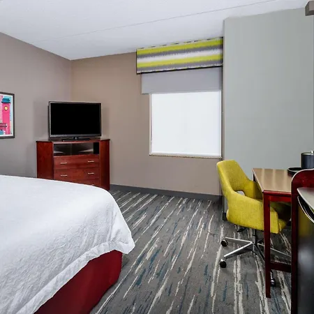 Hampton Inn & Suites Minneapolis St. Paul Airport - Mall Of America-2