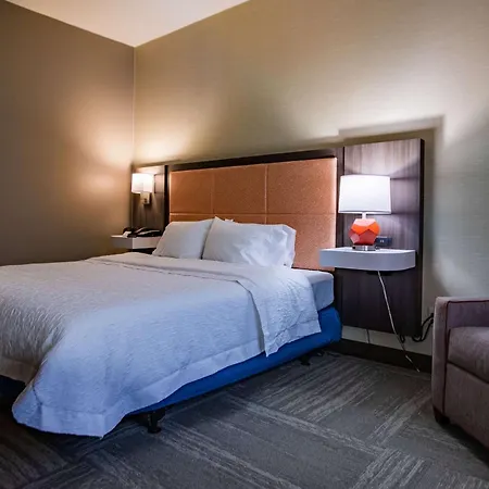 Hampton Inn Hadley-Amherst Area-2