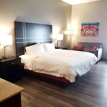 Hampton Inn Greensburg-2