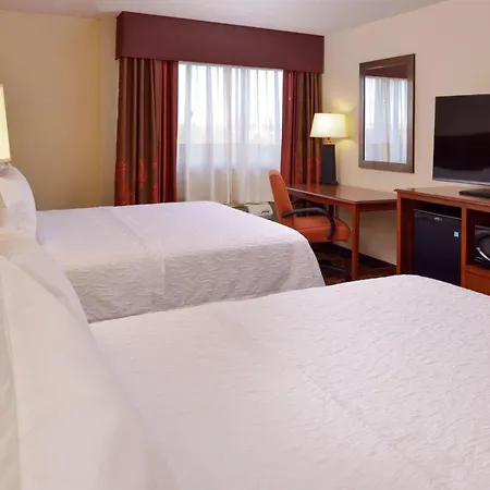 Hampton Inn Frederick-2