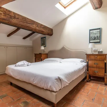 Casa Isolani Guest House Santo Stefano-2