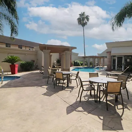 Wyndham Garden McAllen at La Plaza Mall-2