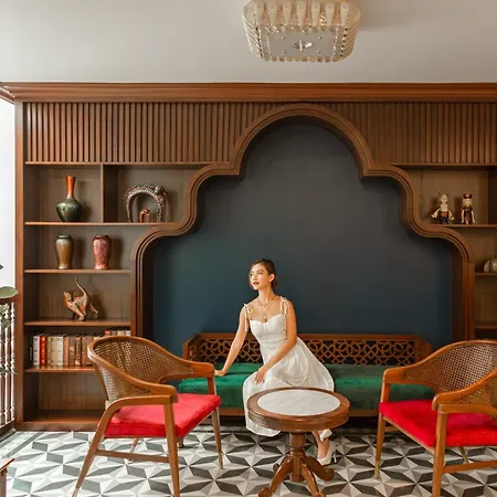 Grand Fleuve Boutique-2