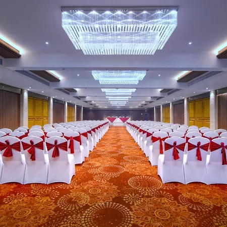 Royale Sarovar Portico Agra-3