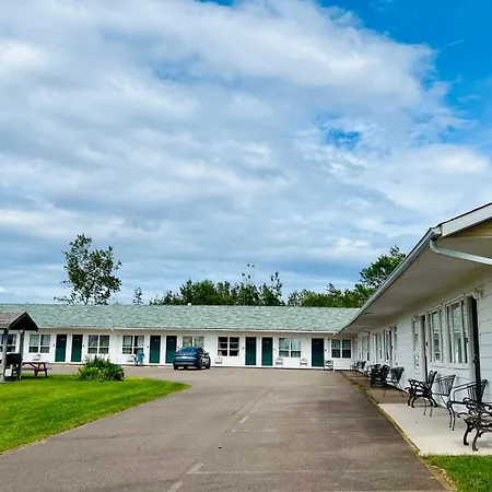 Anne Shirley Motel & Cottages-3