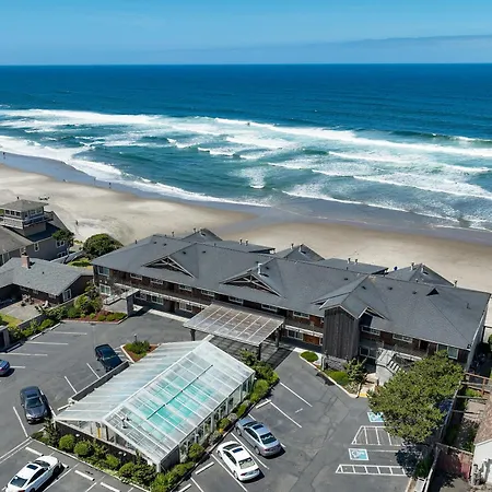 Pelican Shores Inn-3